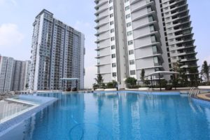 Bể bơi chung cư The zen gamuda