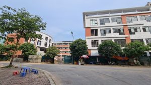 trường chất lượng cao Hoàng Mai