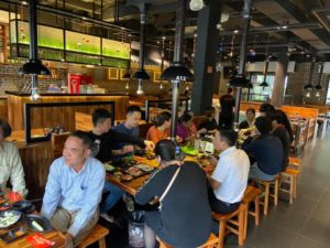 không gian trong quán wang wang gamuda