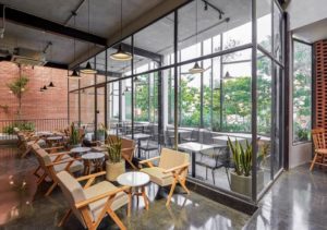 Không gian quán The Coffee House Gamuda Garden